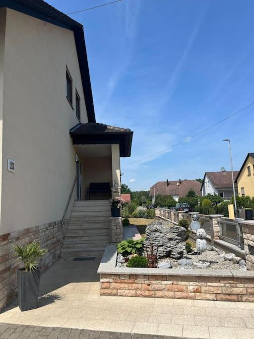 Ferienwohnung Aischgrund Hallerndorf Екстериор снимка